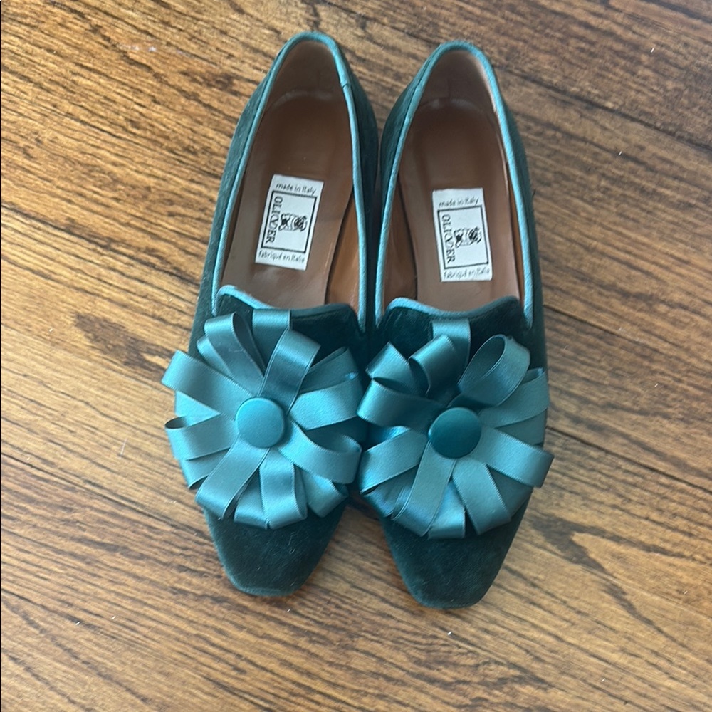 Olivers Green Flats with Decorative Flower